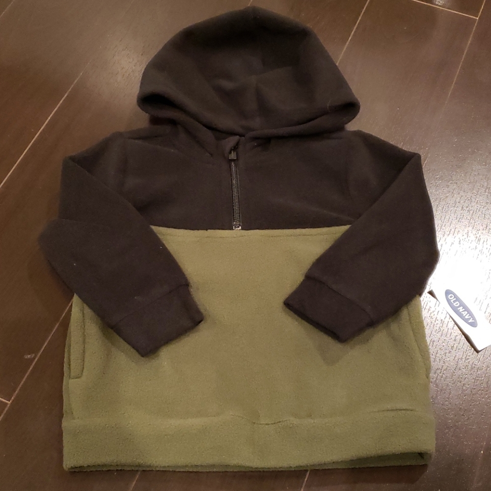 🆕️OLD NAVY-FLEECE HOODIE